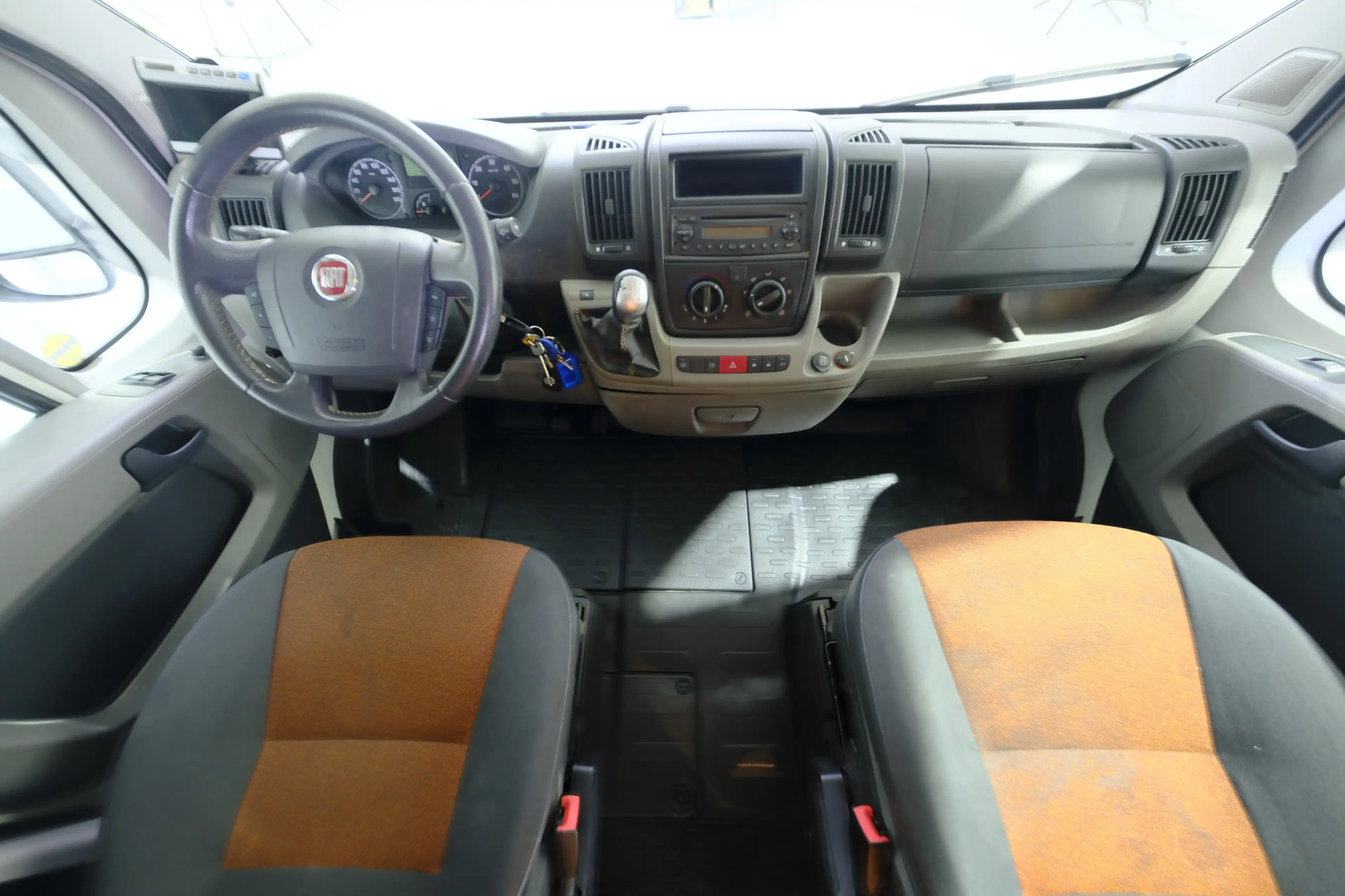 EURAMOBIL Terrestra A 570 HS - Ansicht 5